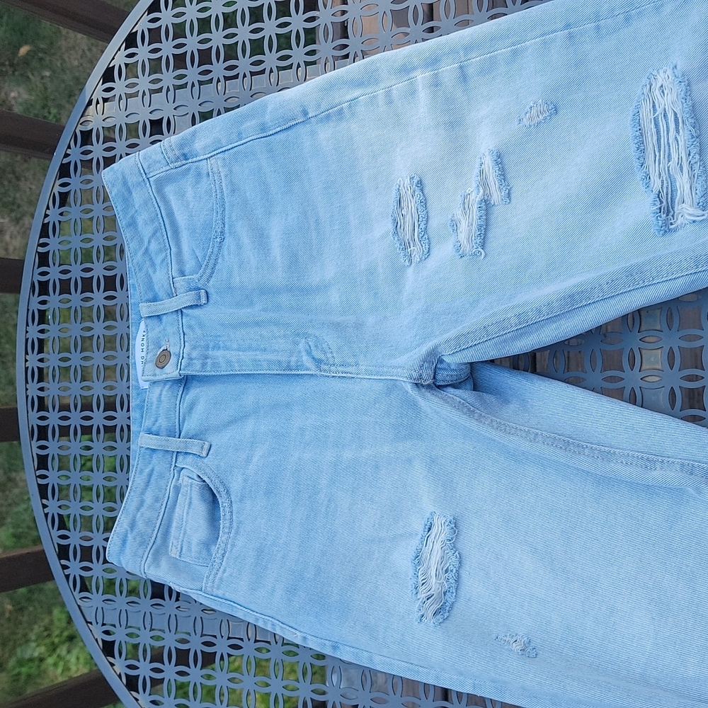 VICI STATEMENT HIGH RISE JEAN - Picture 2 of 8